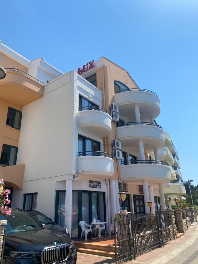 דוברה וודה Delux Apartmani מראה חיצוני תמונה